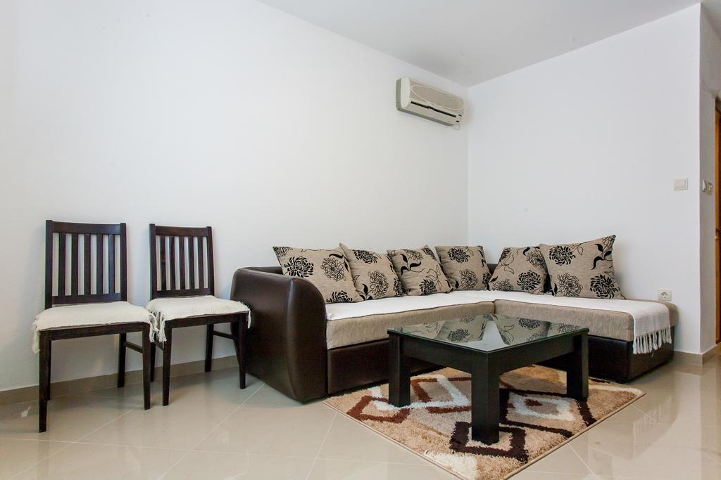 Apartments Ljubica Herceg Novi Phòng bức ảnh