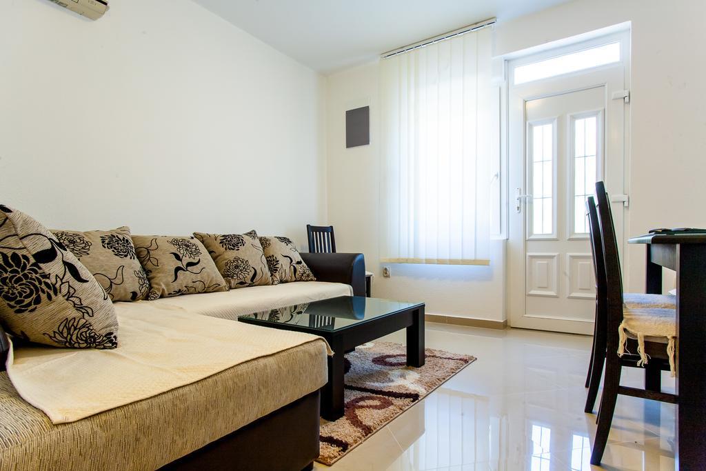 Apartments Ljubica Herceg Novi Phòng bức ảnh