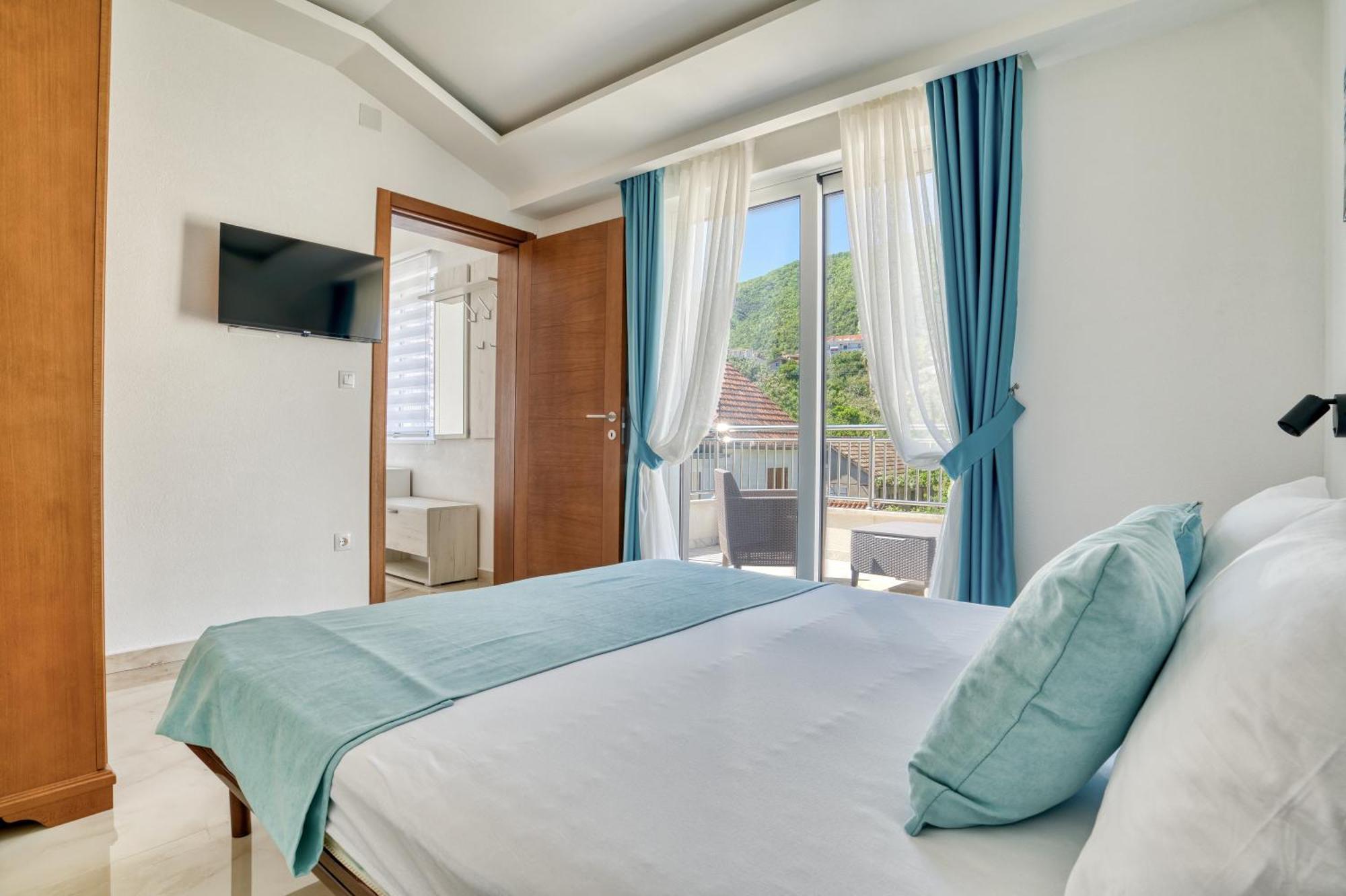 Apartments Ljubica Herceg Novi Ngoại thất bức ảnh