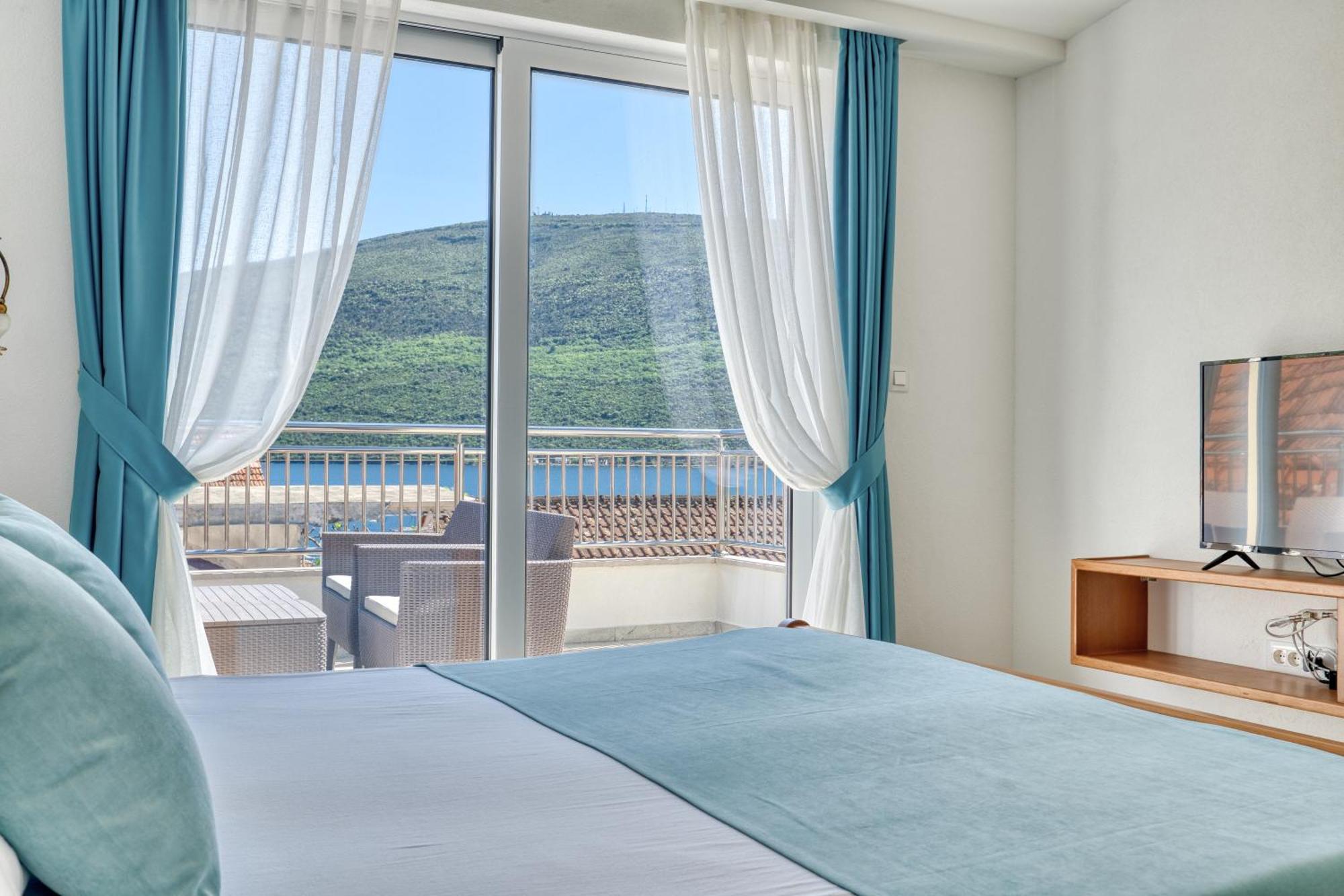 Apartments Ljubica Herceg Novi Ngoại thất bức ảnh